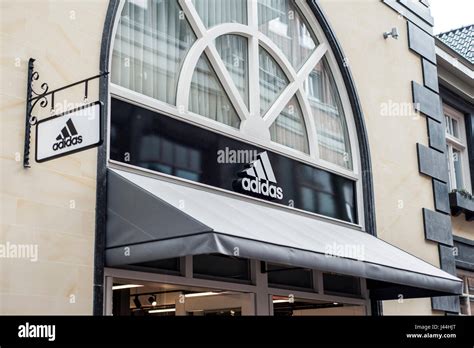 outlet roermond adidas|Adidas .